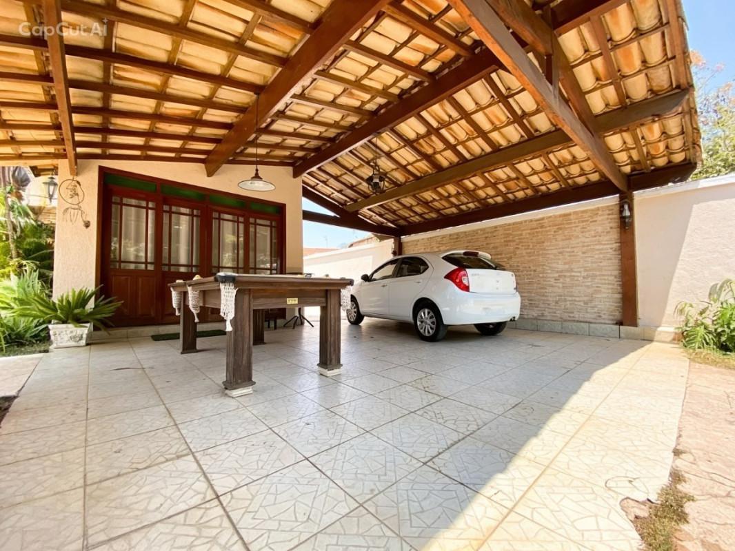 Casa, Bandeirantes (pampulha), 4 Quartos, 8 Vagas, 2 Suítes