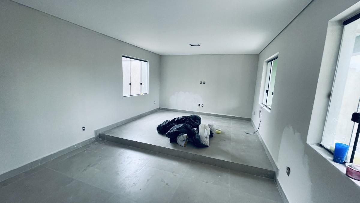 Casa, Alípio de Melo, 3 Quartos, 4 Vagas, 2 Suítes