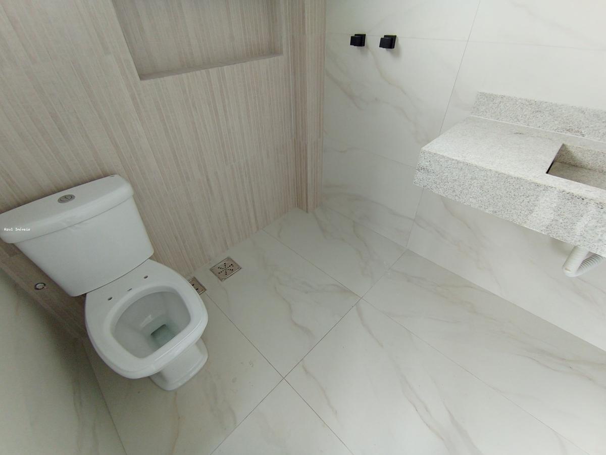 Casa, Planalto, 3 Quartos, 2 Vagas, 1 Suíte