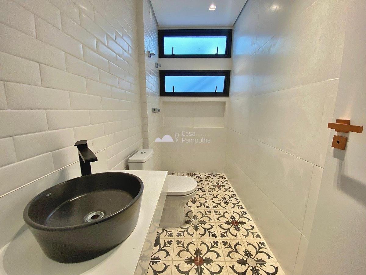 Casa, Planalto, 4 Quartos, 2 Vagas, 3 Suítes