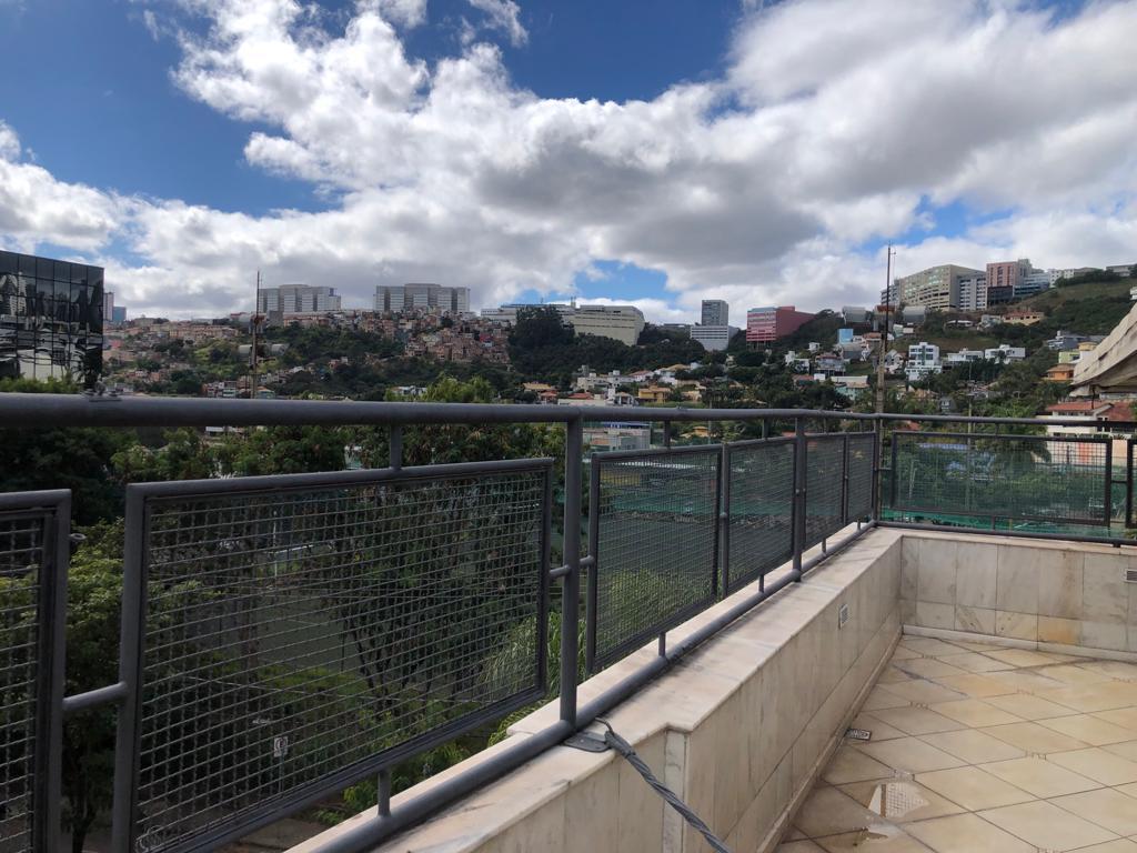 Cobertura, Estoril, 3 Quartos, 2 Vagas, 1 Suíte
