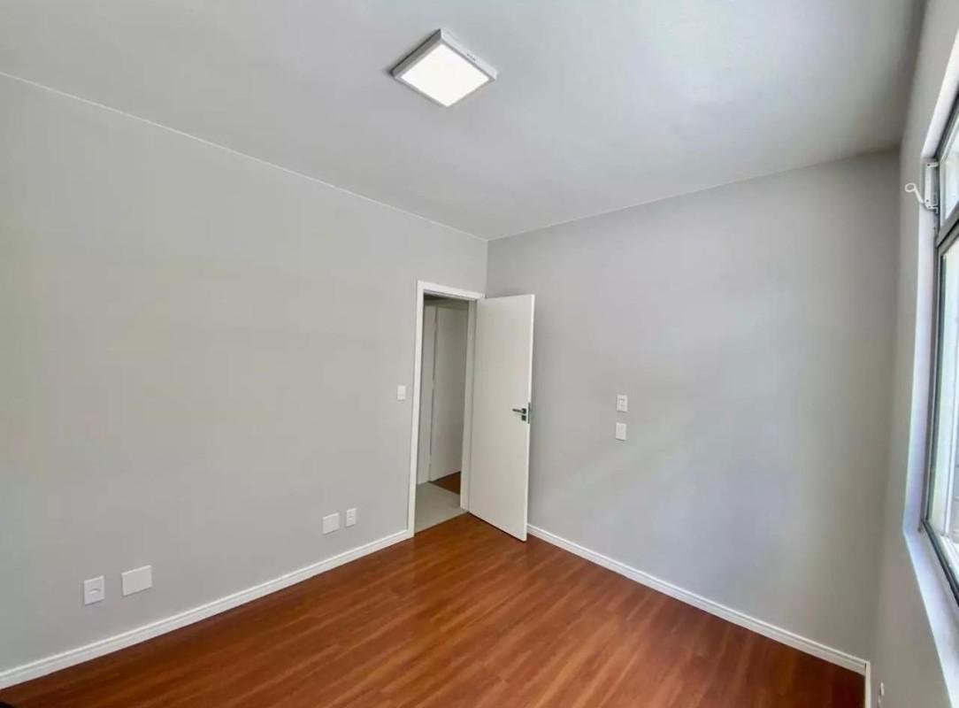 Apartamento, Castelo, 3 Quartos, 2 Vagas, 1 Suíte