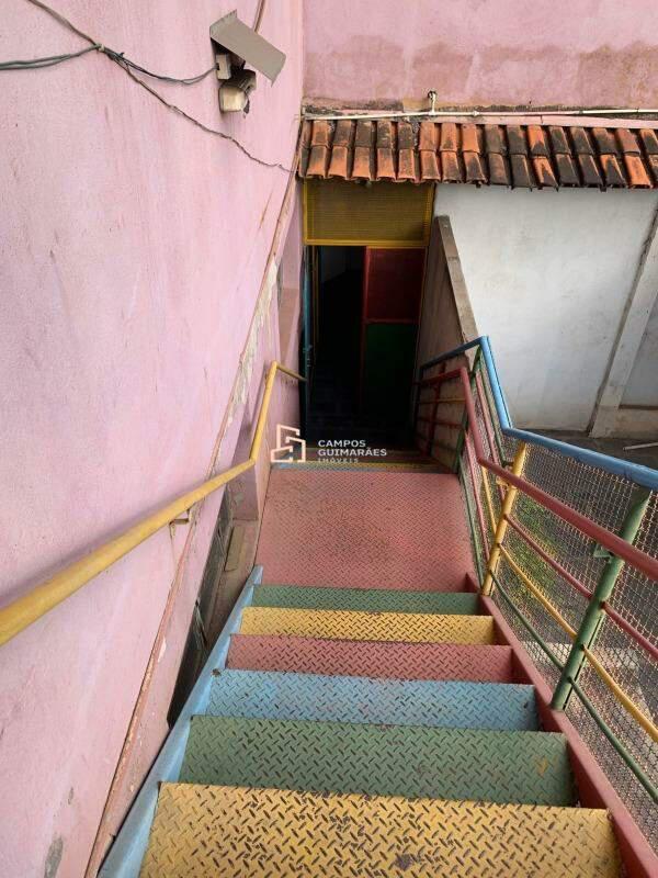 Andar, Milionários