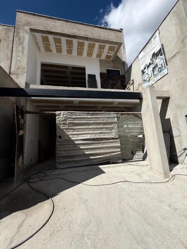 Casa, Masterville, 3 Quartos, 2 Vagas, 1 Suíte