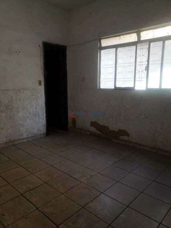 Casa, Primavera, 5 Quartos, 2 Vagas, 1 Suíte