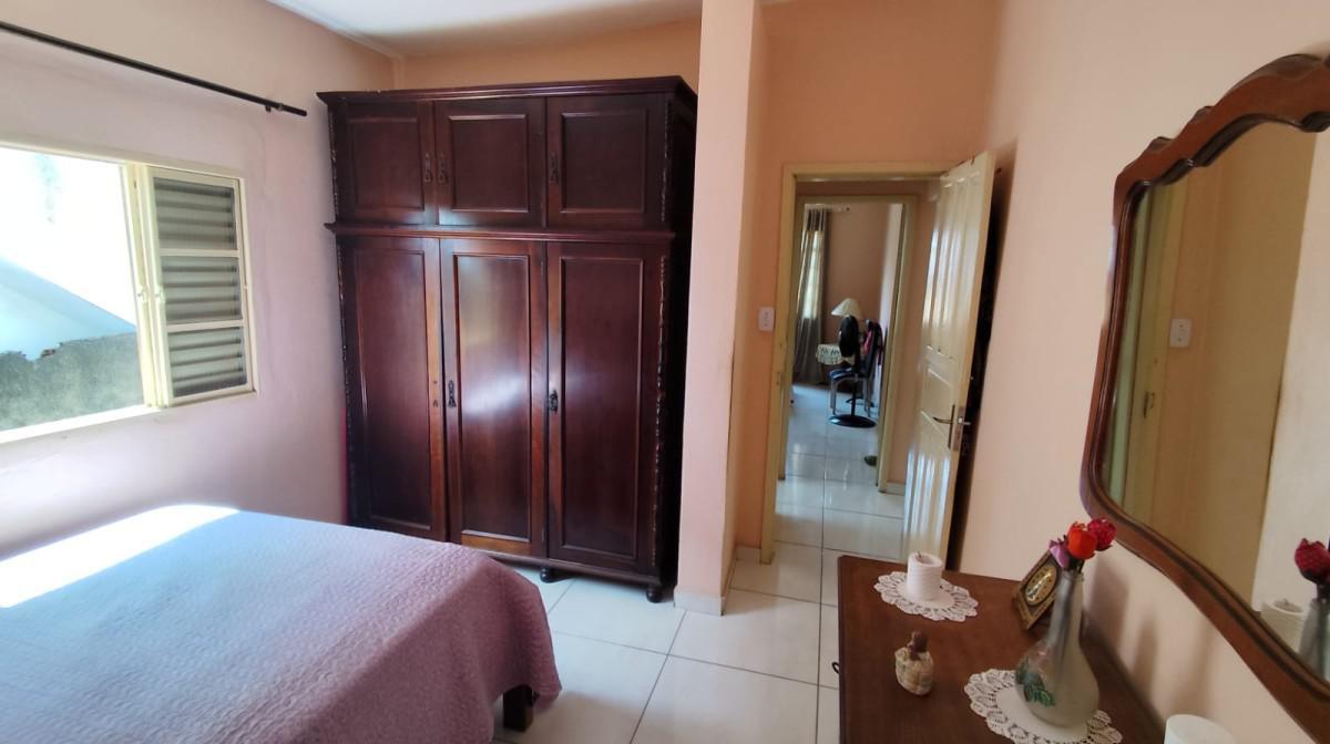 Casa, São Benedito, 4 Quartos, 2 Vagas