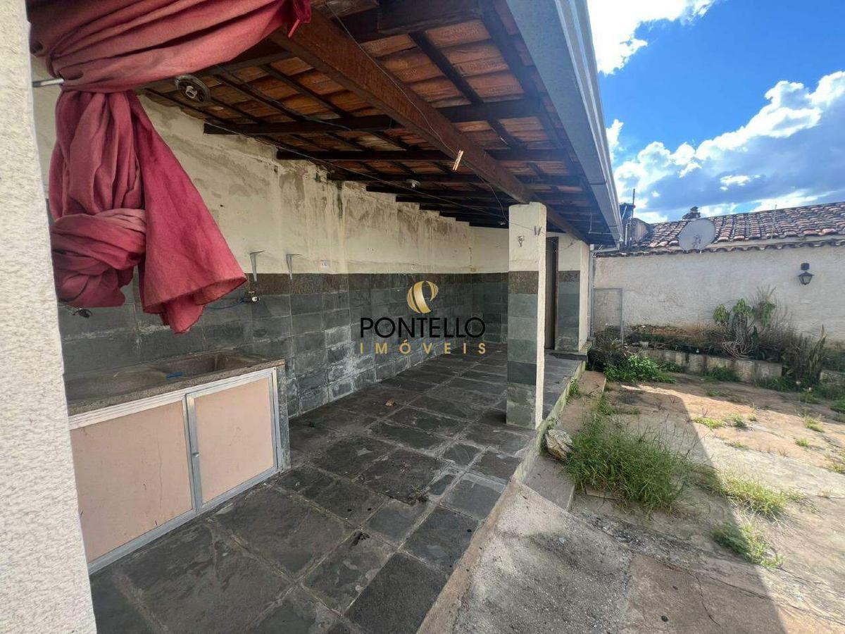 Casa, São Dimas, 3 Quartos, 4 Vagas, 1 Suíte