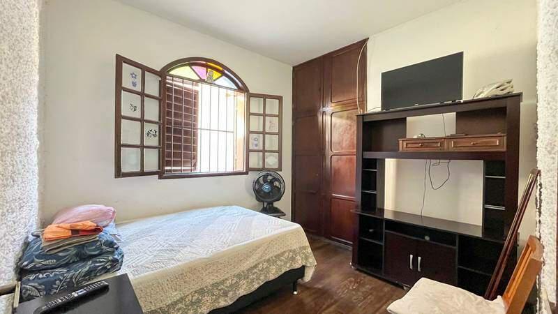 Casa, Ouro Preto, 4 Quartos, 3 Vagas, 1 Suíte