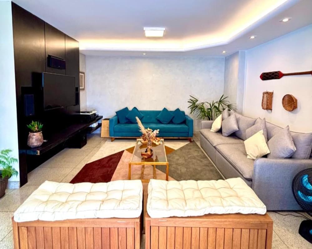 Cobertura, Funcionários, 4 Quartos, 4 Vagas, 4 Suítes