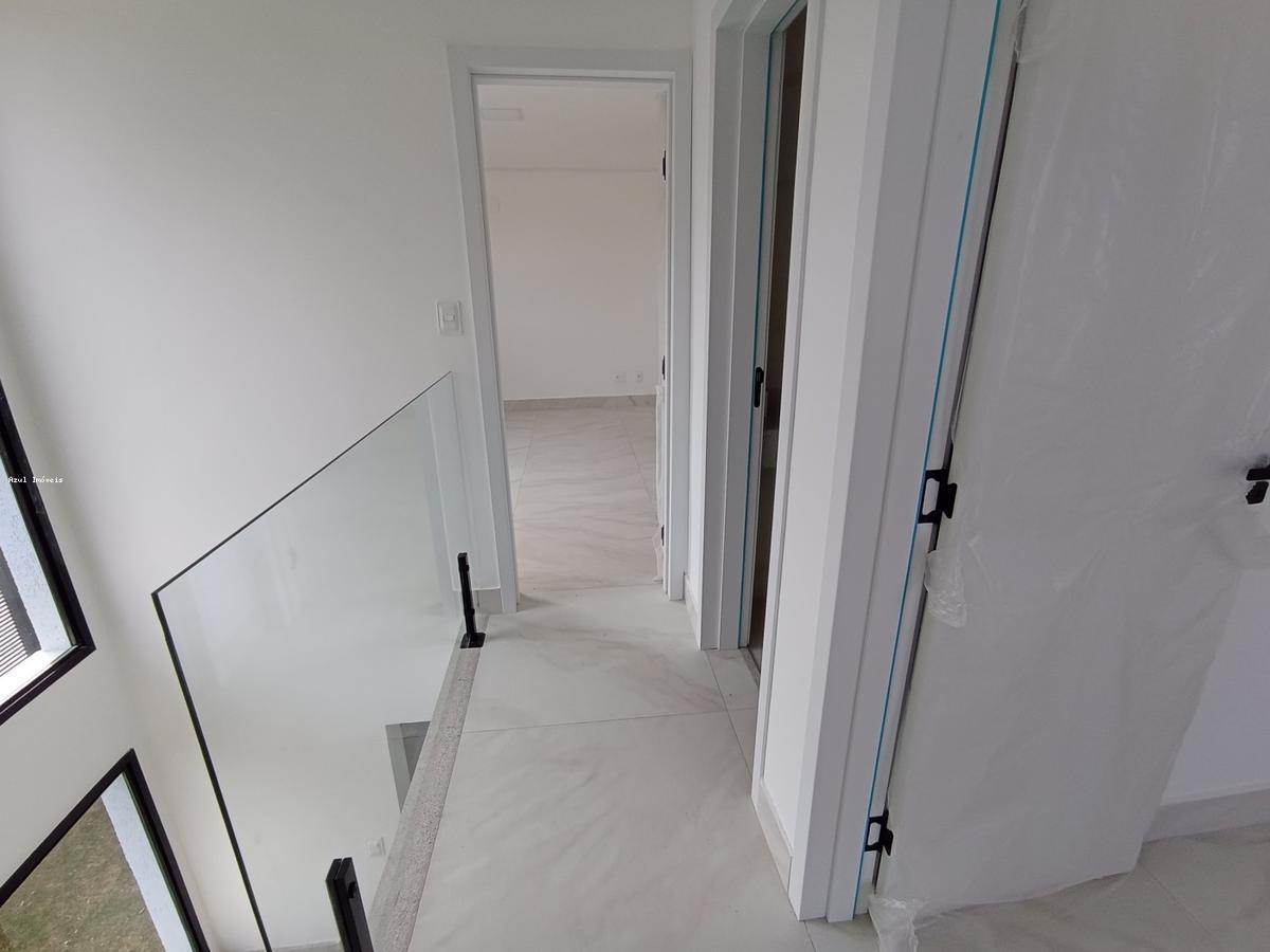 Casa, Planalto, 3 Quartos, 2 Vagas, 1 Suíte