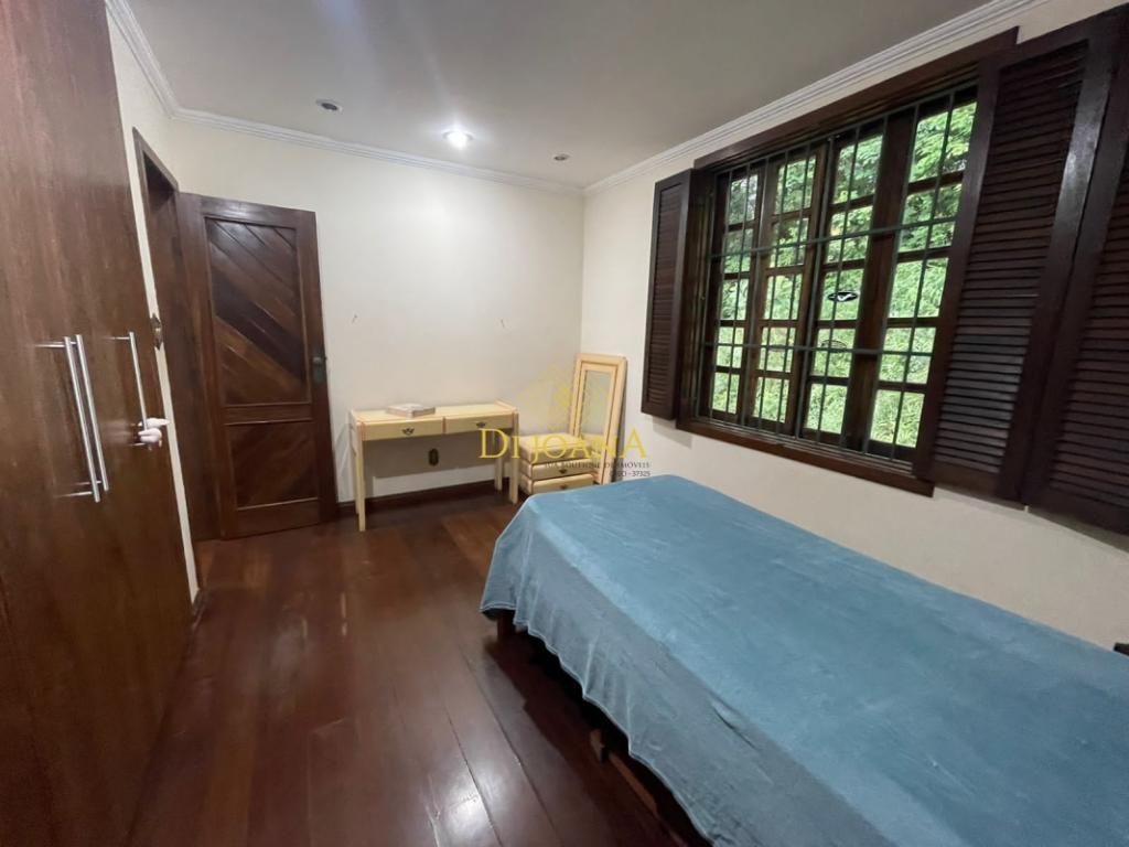 Casa, Ingá Alto, 4 Quartos, 4 Vagas, 1 Suíte