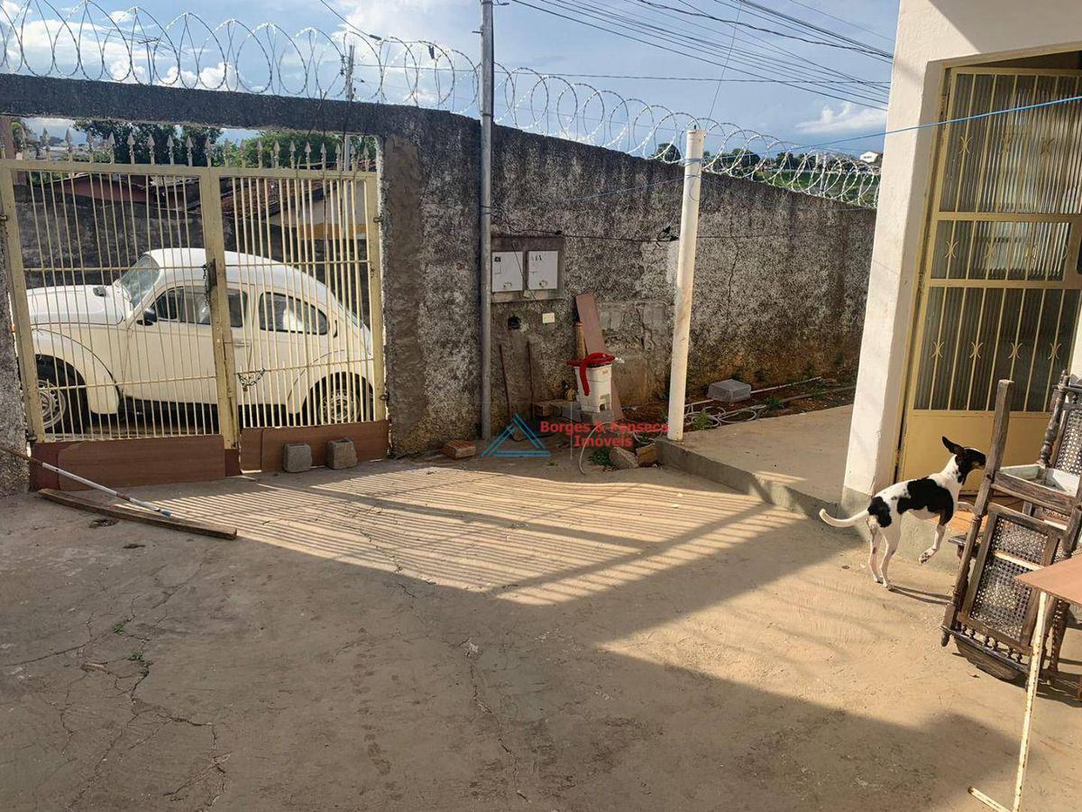 Casa, Conjunto Habitacional Sion, 3 Quartos, 3 Vagas