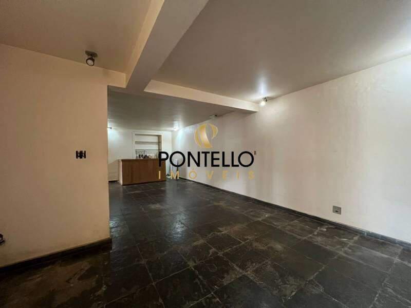 Casa, Nova Granada, 3 Quartos, 2 Vagas, 1 Suíte