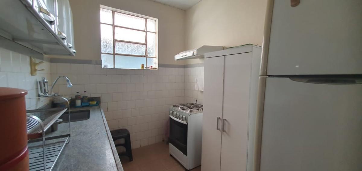 Quitinete, Prado, 6 Quartos, 0 Vaga