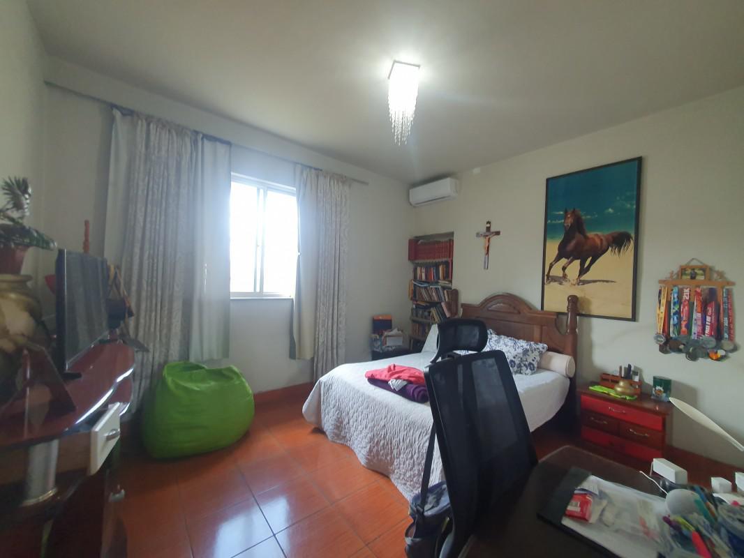 Casa, Alto Barroca, 5 Quartos, 4 Vagas, 1 Suíte