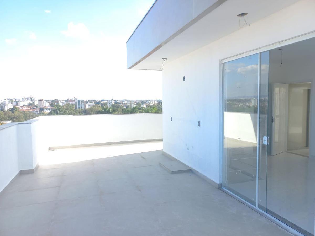 Cobertura, Planalto, 3 Quartos, 2 Vagas, 1 Suíte