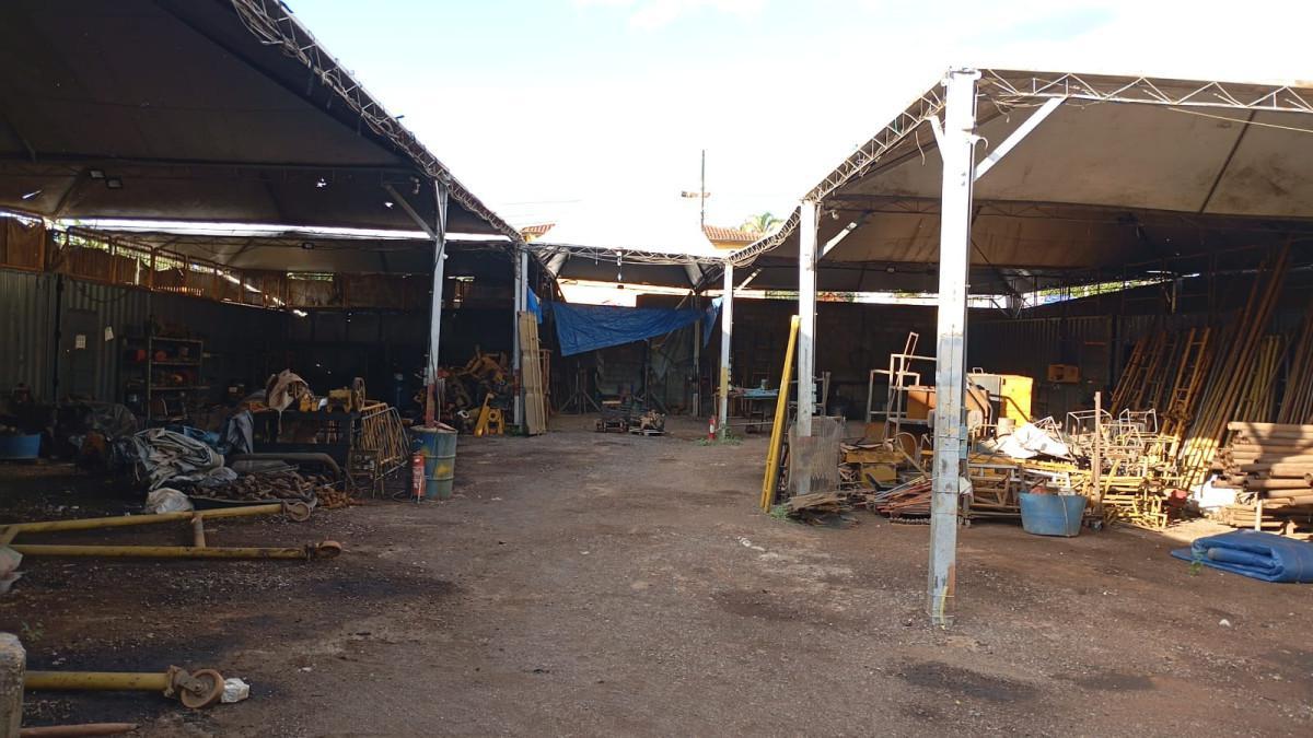 Lote, Bandeirantes (pampulha), 0 Quarto, 0 Vaga