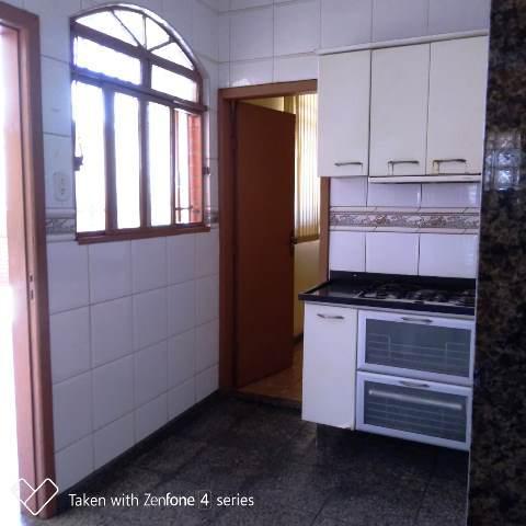 Casa, Santa Efigênia, 5 Quartos, 4 Vagas, 3 Suítes