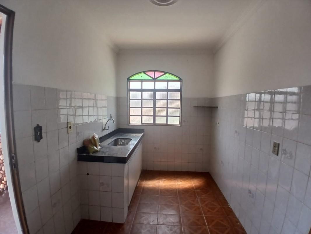 Casa, Maria Helena, 3 Quartos, 2 Vagas, 1 Suíte