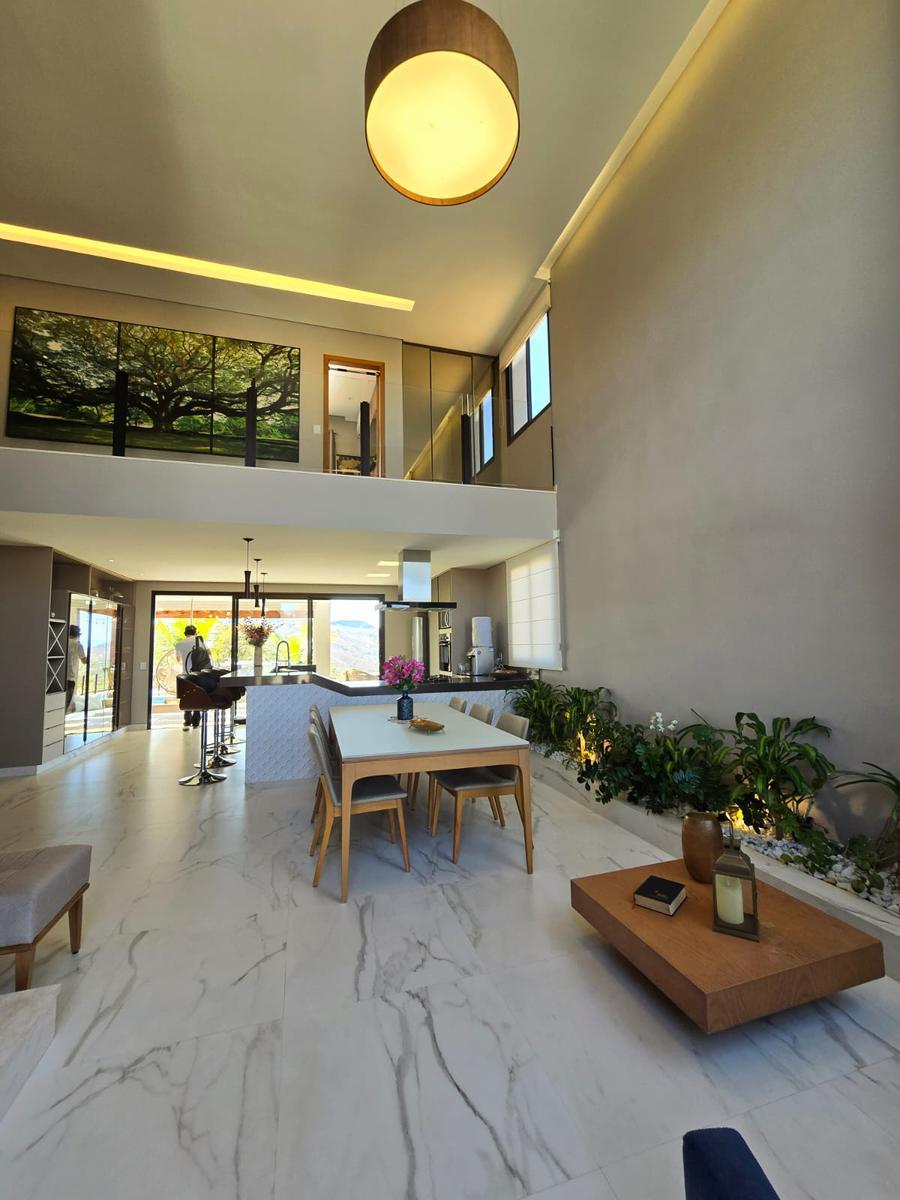 Casa, Gran Royalle, 3 Quartos, 4 Vagas, 3 Suítes