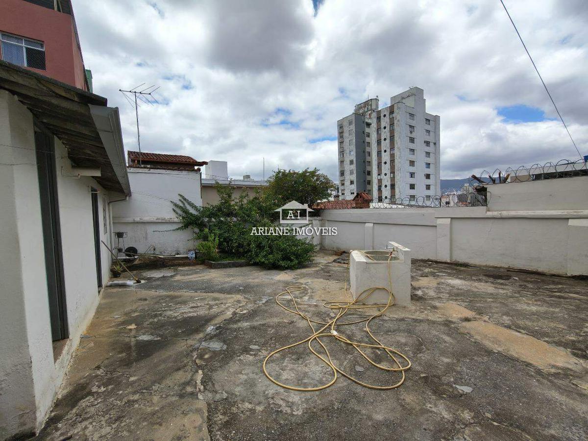 Casa, Colégio Batista, 4 Quartos, 2 Vagas