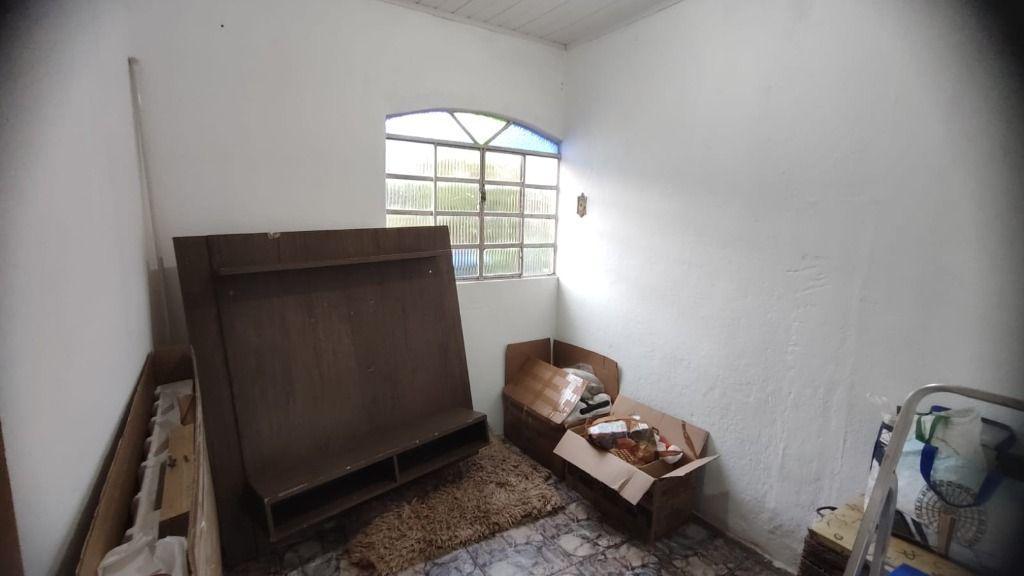 Casa, Fogo Apagou, 4 Quartos, 0 Vaga