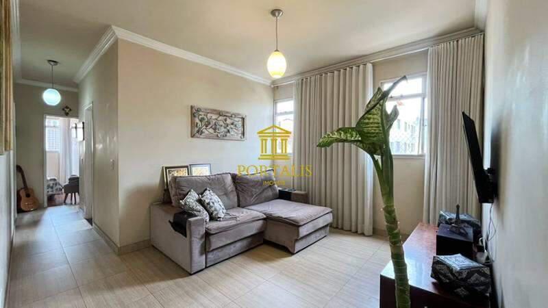 Apartamento, Castelo, 3 Quartos, 1 Vaga, 1 Suíte