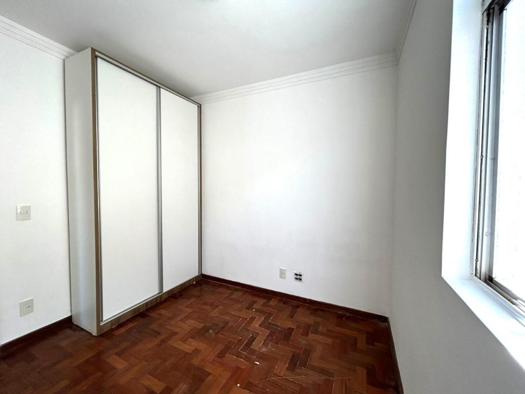 Apartamento, Sagrada Família, 3 Quartos, 1 Vaga, 1 Suíte