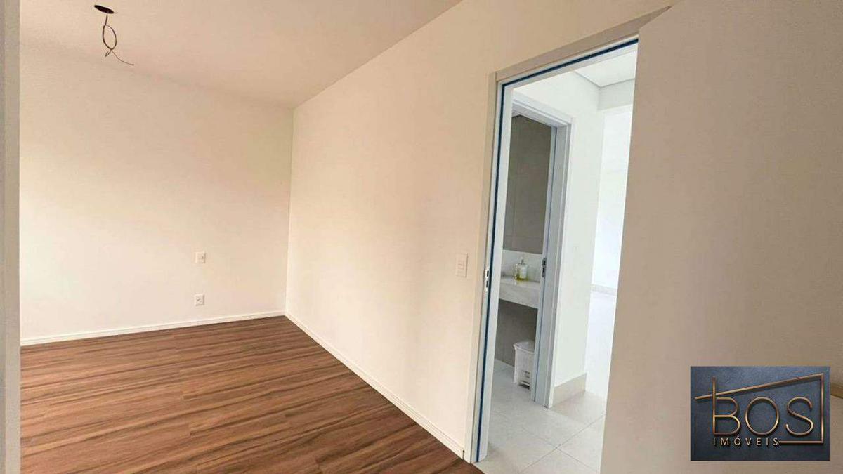 Apartamento, Funcionários, 2 Quartos, 2 Vagas, 1 Suíte