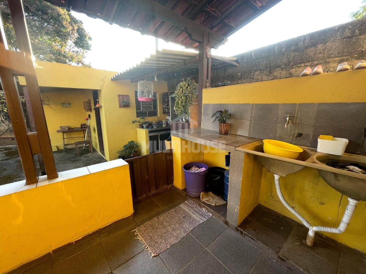 Casa, Centro, 4 Quartos, 1 Vaga, 1 Suíte
