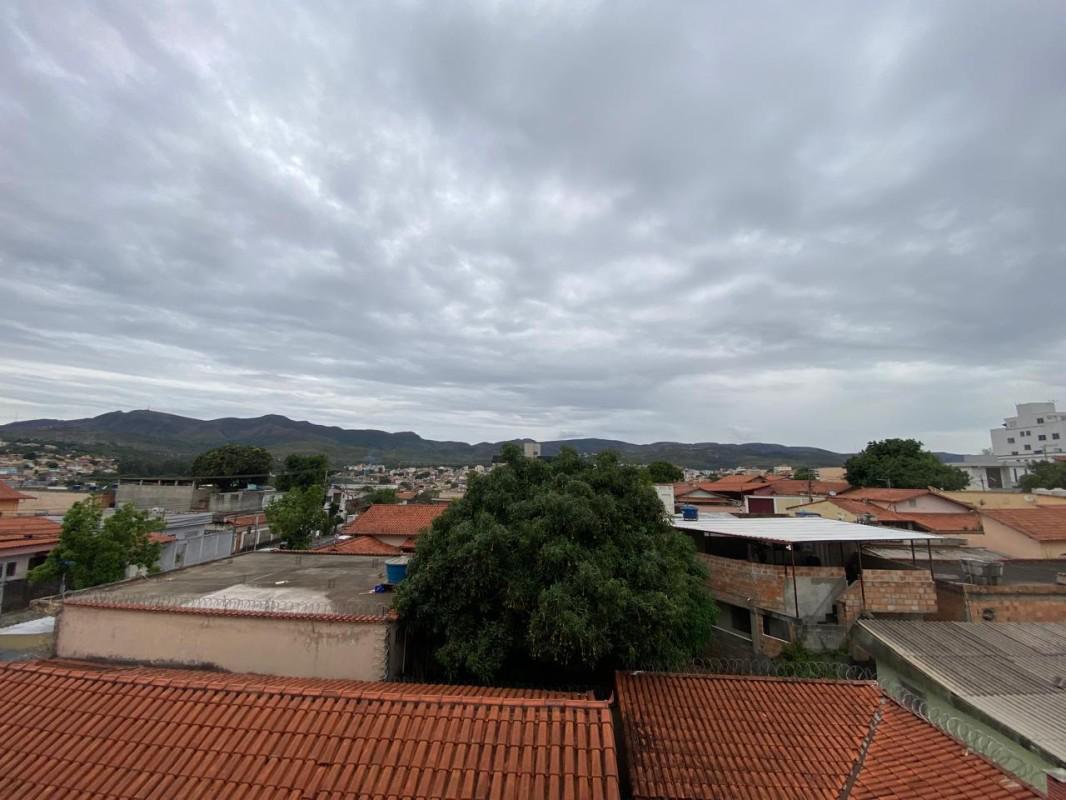 Apartamento, Miramar (barreiro), 2 Quartos, 1 Vaga