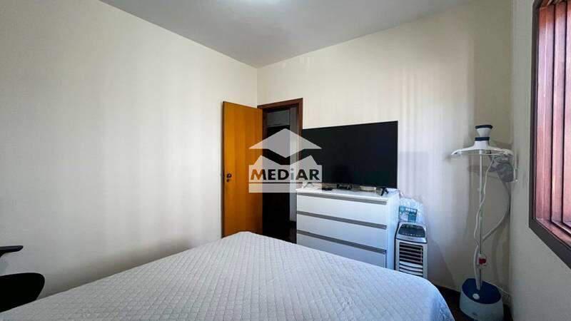 Casa, Comiteco, 4 Quartos, 4 Vagas, 2 Suítes
