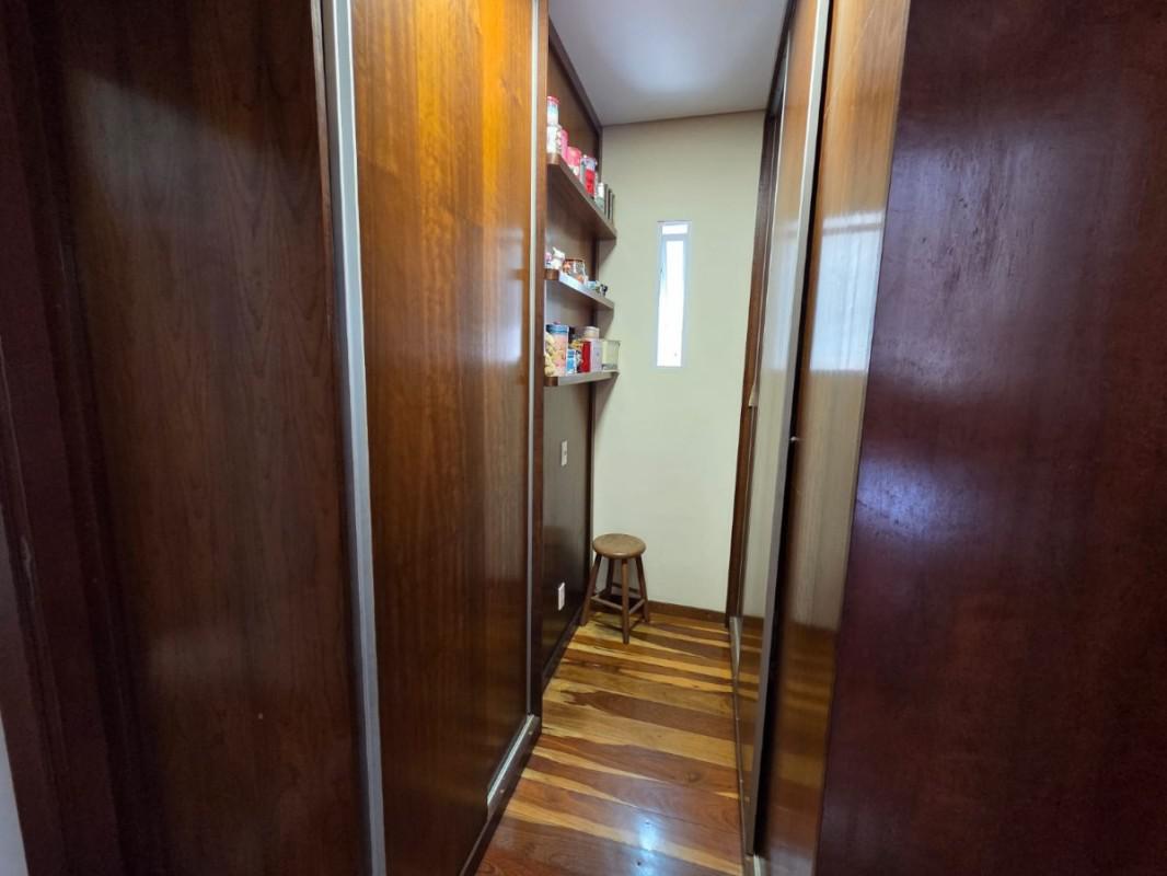 Casa, Aparecida, 4 Quartos, 6 Vagas, 1 Suíte