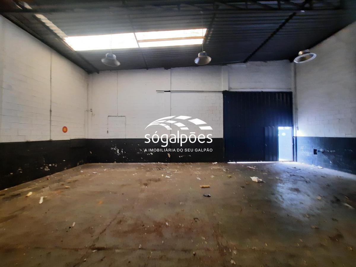 Galpão, João Pinheiro