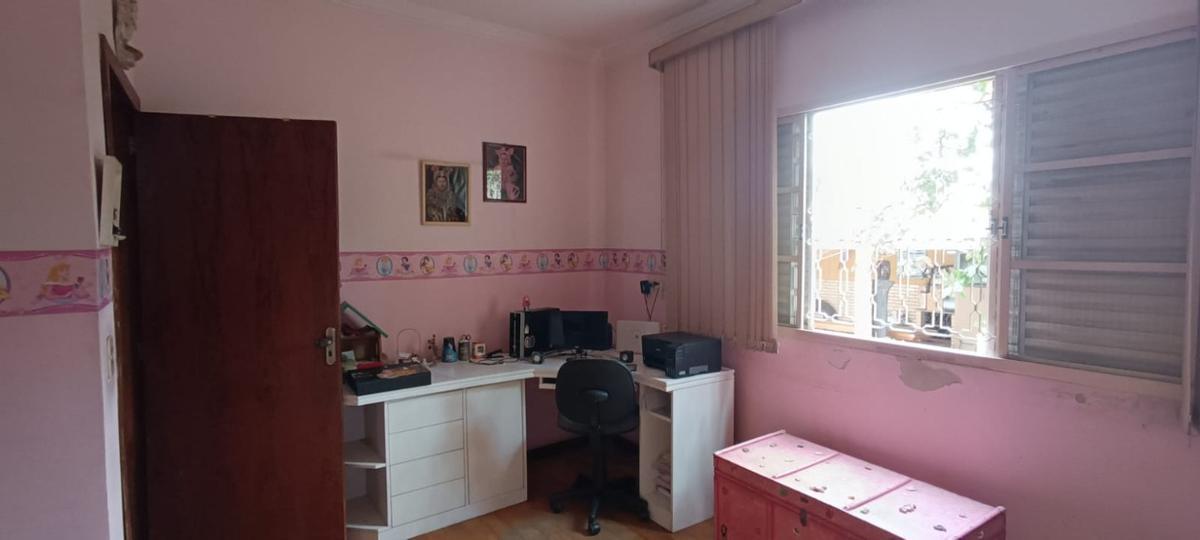 Casa, Milanez, 6 Quartos, 6 Vagas, 1 Suíte
