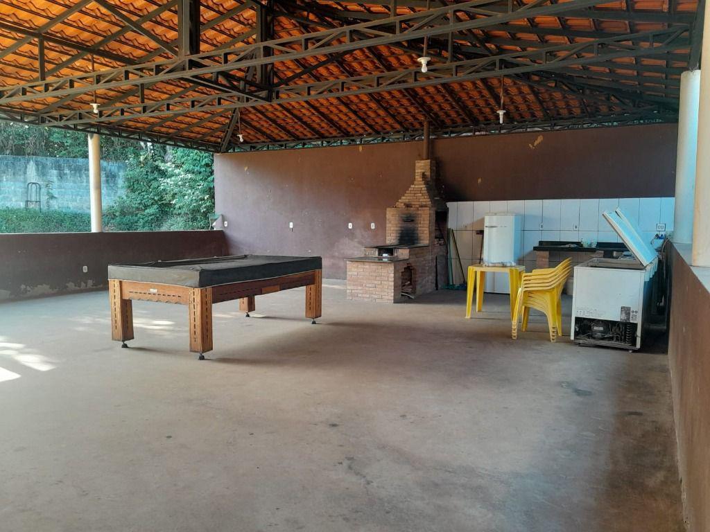 Fazenda, Pompeu, 5 Quartos, 2 Vagas