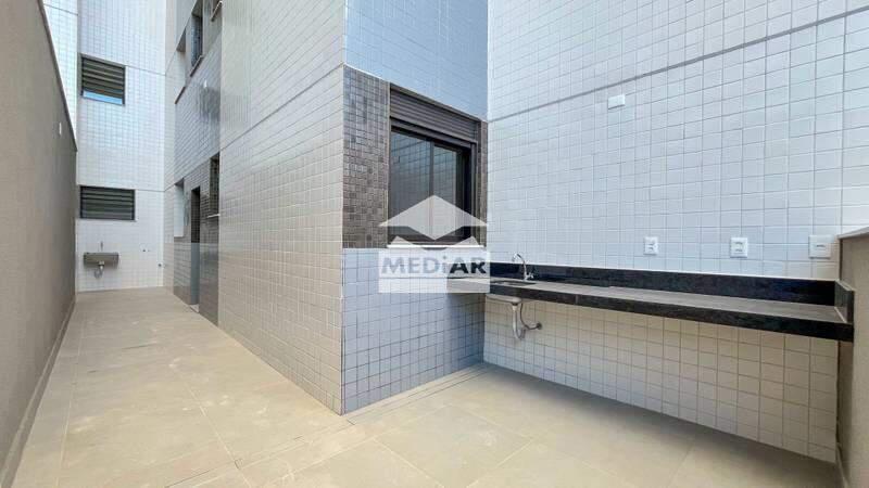 Apartamento, Castelo, 4 Quartos, 3 Vagas, 2 Suítes