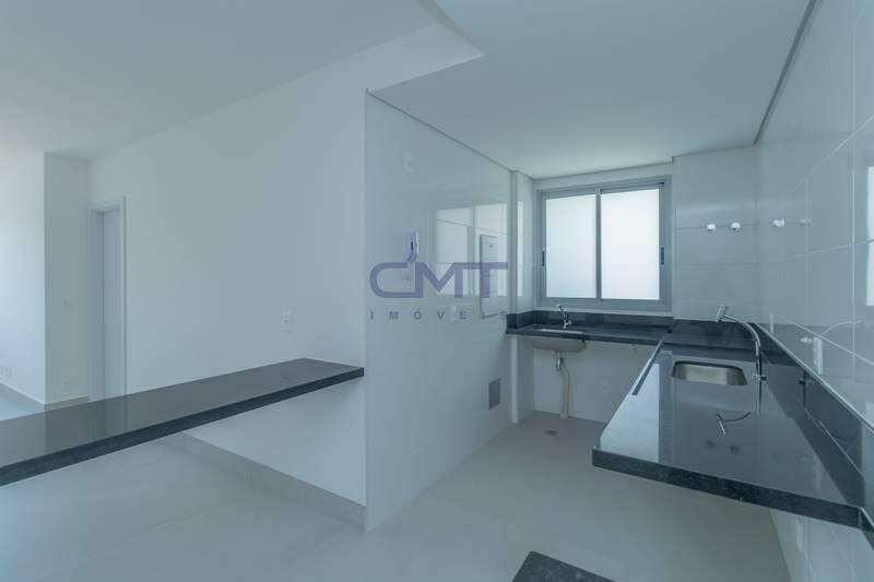 Apartamento, Sagrada Família, 3 Quartos, 2 Vagas, 1 Suíte
