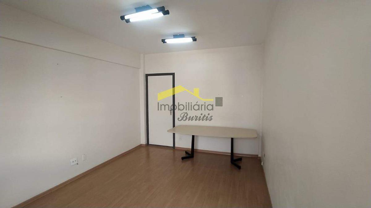 Sala, Estoril, 1 Vaga