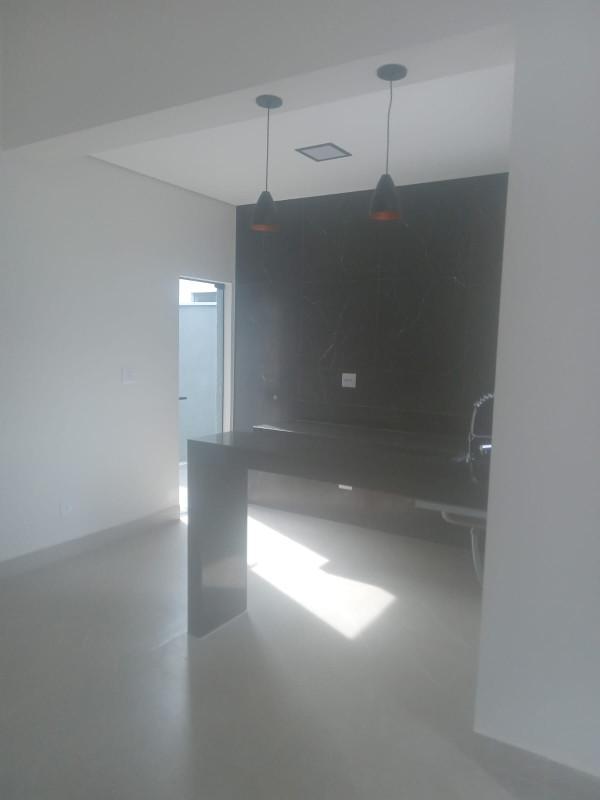 Casa, Jardim Imperial, 3 Quartos, 2 Vagas, 1 Suíte