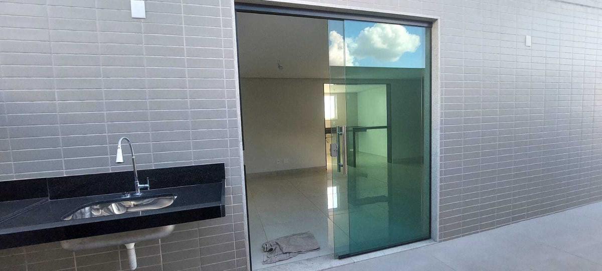 Apartamento, Serrano, 3 Quartos, 2 Vagas, 1 Suíte