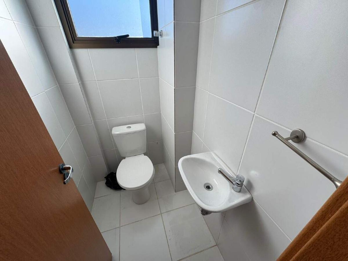 Sala, Estoril, 0 Quarto, 0 Vaga