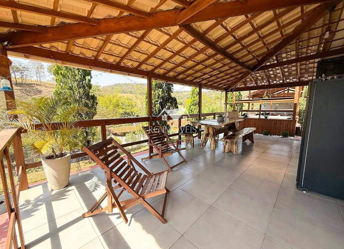 Fazenda, Condomínio Águas Claras, 3 Quartos, 4 Vagas, 1 Suíte