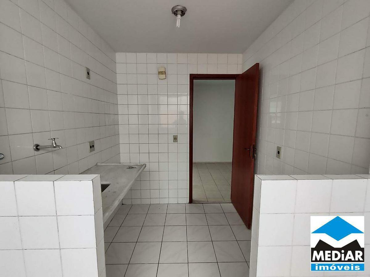 Apartamento, Floresta, 3 Quartos, 2 Vagas, 1 Suíte