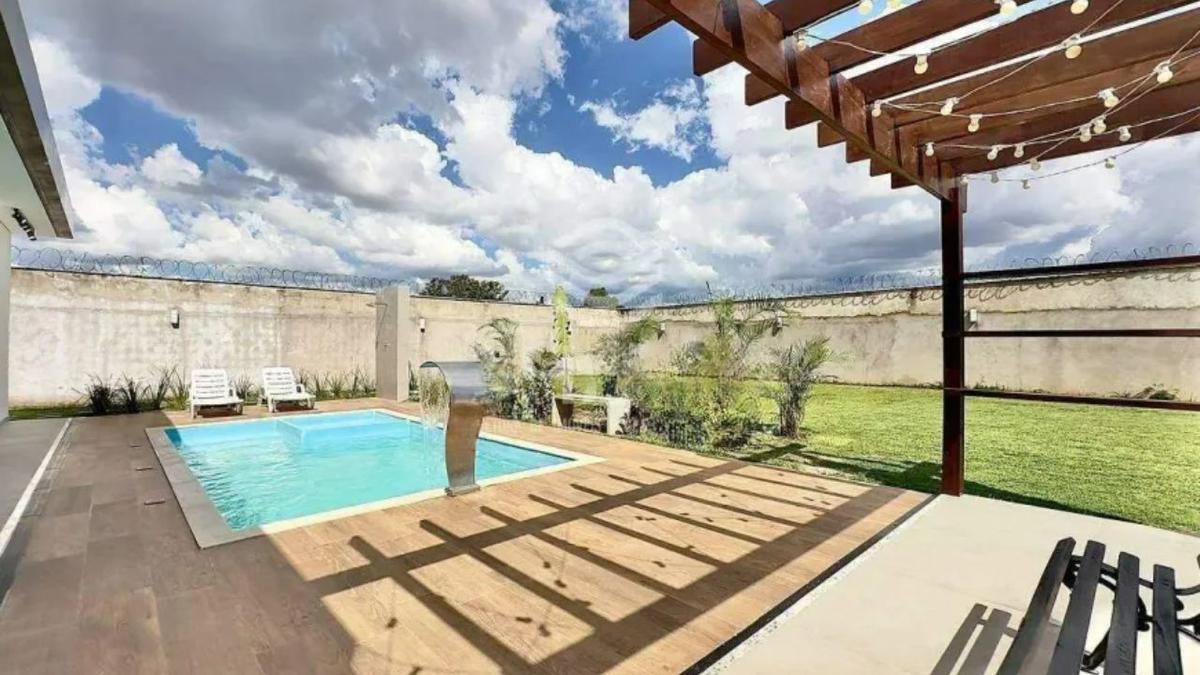 Casa, Bandeirantes (pampulha), 3 Quartos, 10 Vagas, 1 Suíte