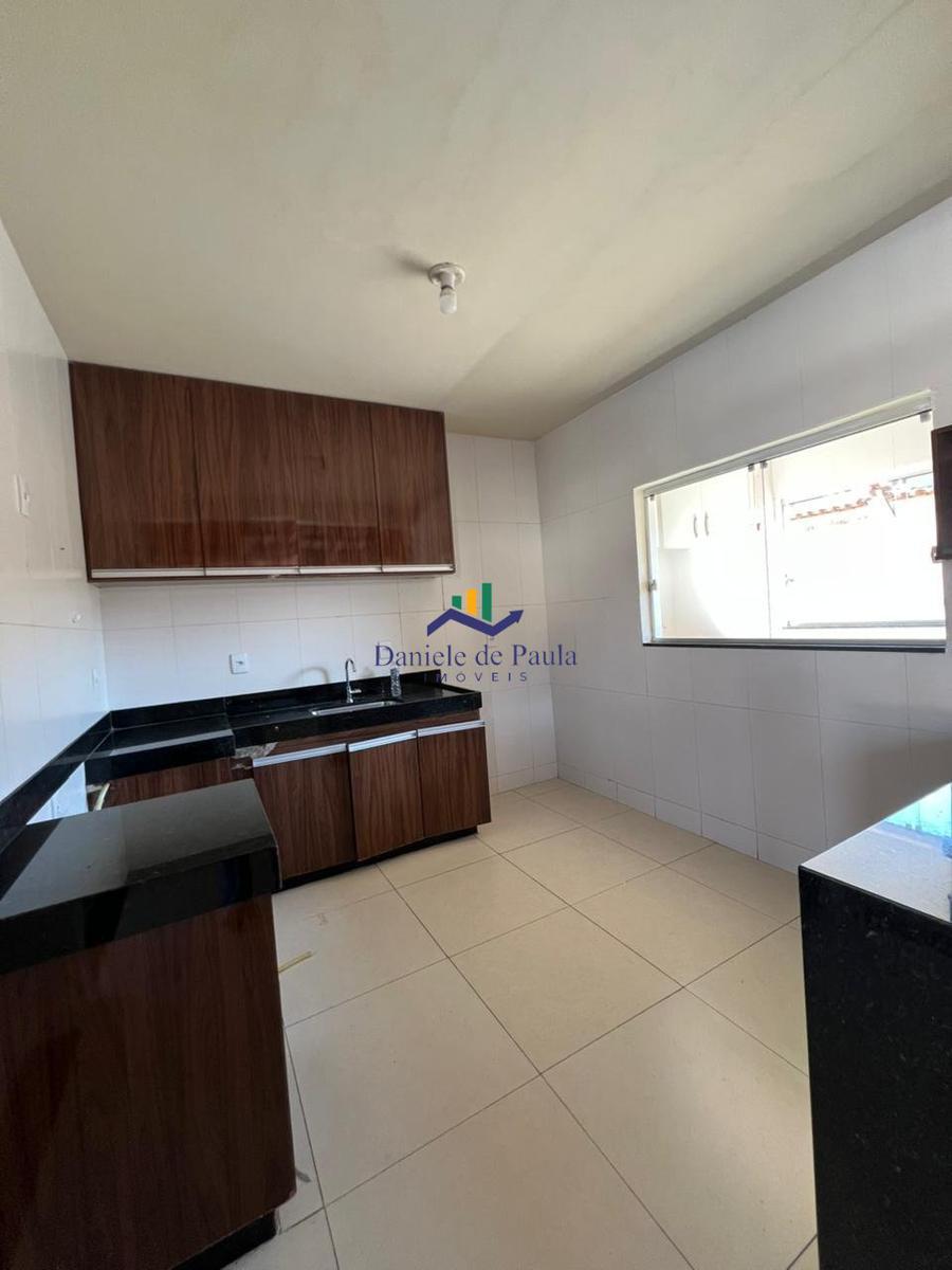 Casa, Conjunto Habitacional Bueno Franco, 4 Quartos, 2 Vagas, 2 Suítes