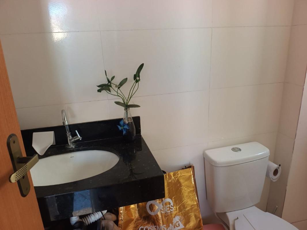 Apartamento, Europa, 2 Quartos, 1 Vaga, 1 Suíte