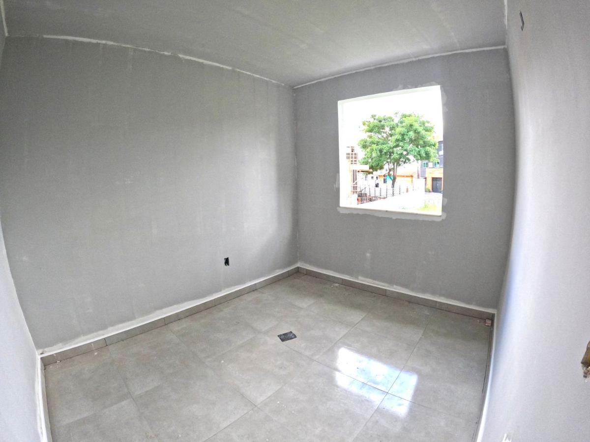 Casa, Cabral, 3 Quartos, 2 Vagas, 1 Suíte