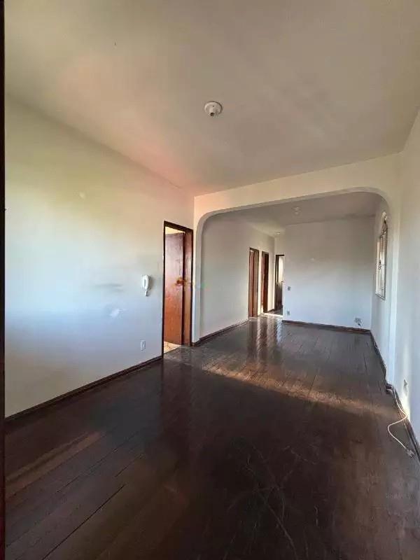 Apartamento, Barreiro, 3 Quartos, 2 Vagas, 1 Suíte