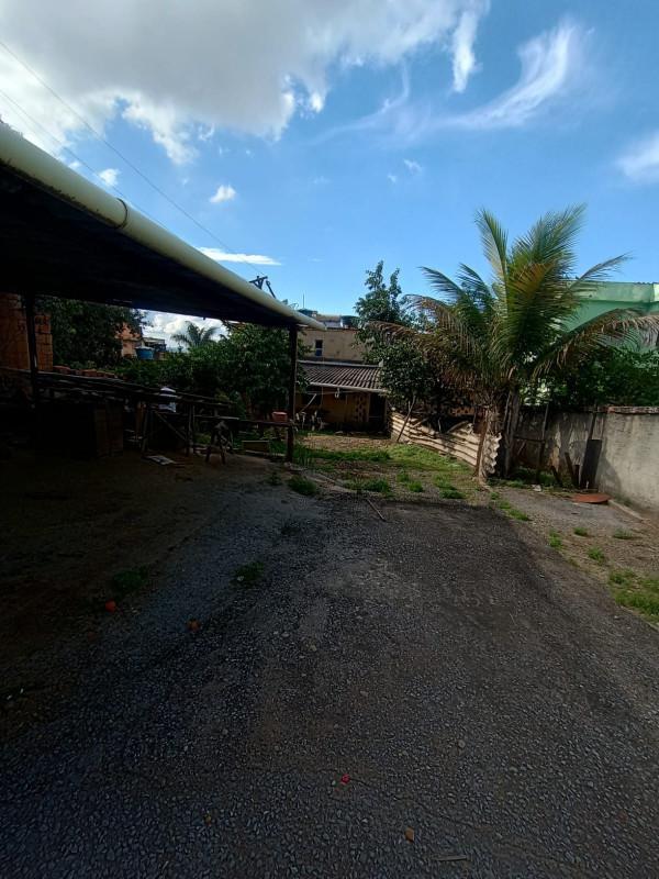 Lote, Céu Azul, 0 Quarto, 0 Vaga